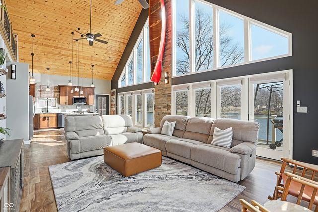 4441 Fields Lane, Terre Haute, IN 47802