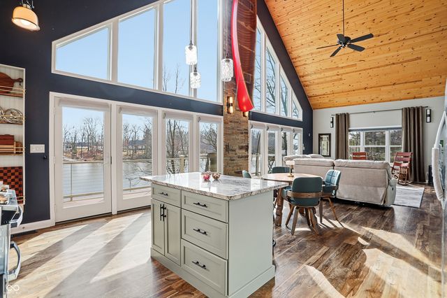 4441 Fields Lane, Terre Haute, IN 47802