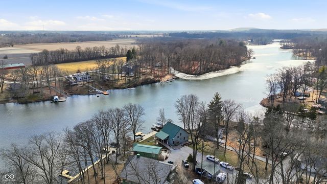 4441 Fields Lane, Terre Haute, IN 47802