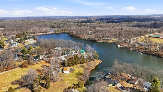 4441 Fields Lane, Terre Haute, IN 47802