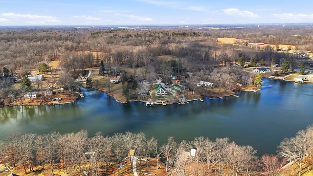 4441 Fields Lane, Terre Haute, IN 47802