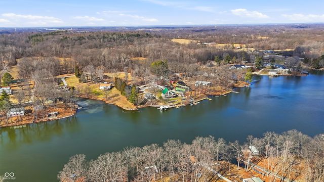 4441 Fields Lane, Terre Haute, IN 47802