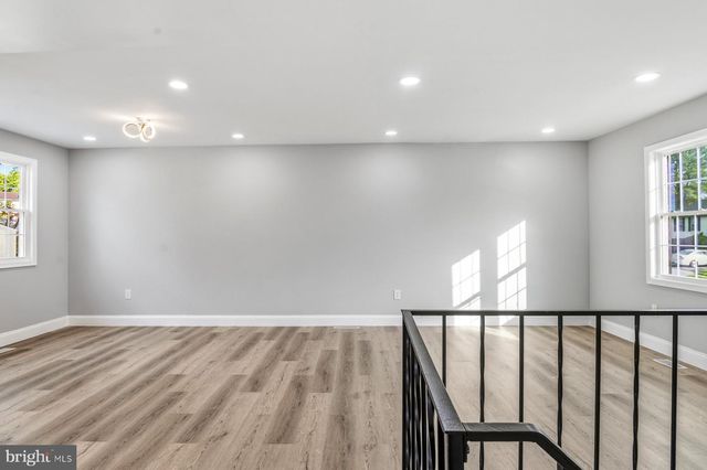 6301 LINUS DR, Baltimore, MD 21207
