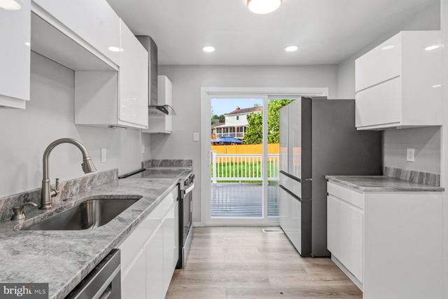 6301 LINUS DR, Baltimore, MD 21207