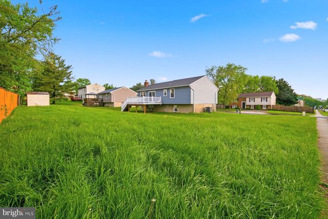 6301 LINUS DR, Baltimore, MD 21207