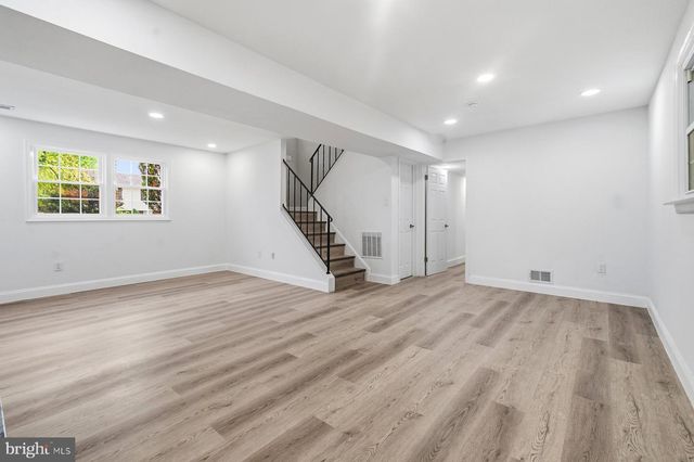 6301 LINUS DR, Baltimore, MD 21207