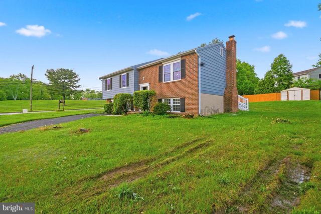 6301 LINUS DR, Baltimore, MD 21207