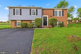 6301 LINUS DR, Baltimore, MD 21207