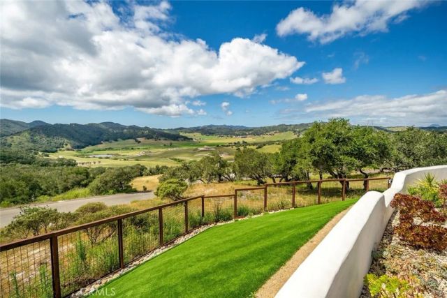 506 Bella Terra Court, San Luis Obispo, CA 93401