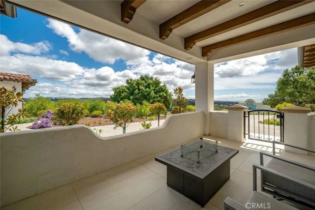 506 Bella Terra Court, San Luis Obispo, CA 93401