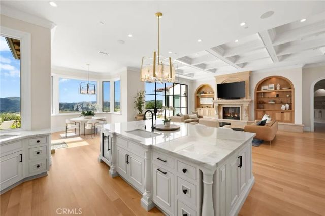 506 Bella Terra Court, San Luis Obispo, CA 93401