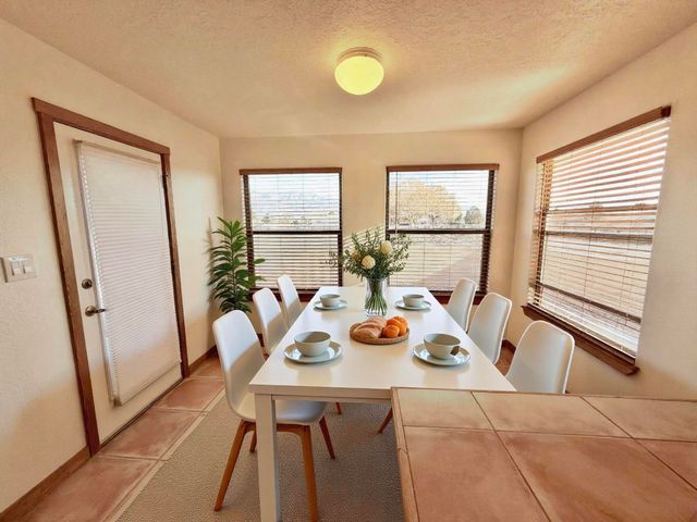 537 Dandelion Road, Corrales, NM 87048