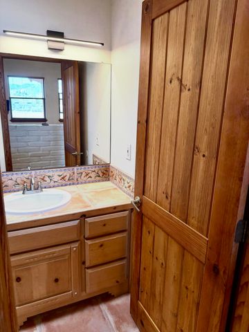 537 Dandelion Road, Corrales, NM 87048