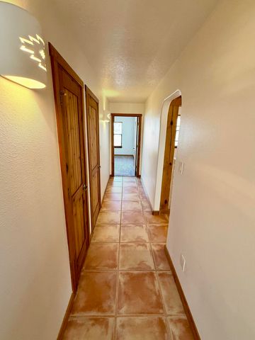 537 Dandelion Road, Corrales, NM 87048