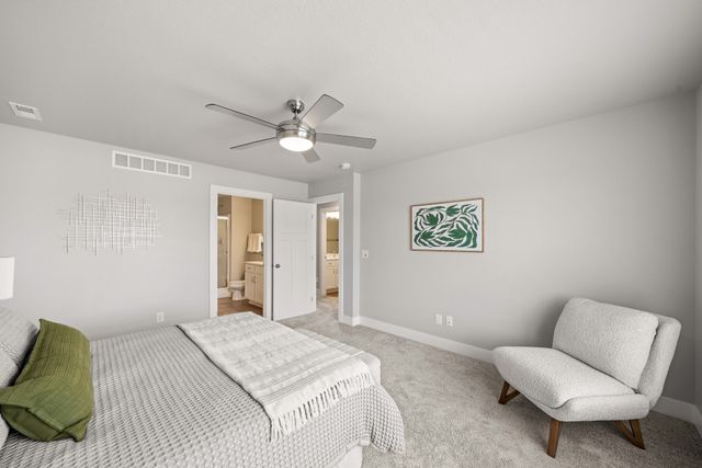15215 Deerview Drive, Urbandale, IA 50323