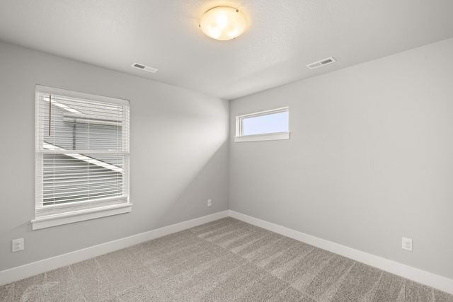15215 Deerview Drive, Urbandale, IA 50323