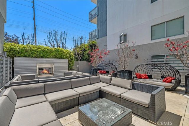 1700 Sawtelle Boulevard 317, Los Angeles, CA 90025