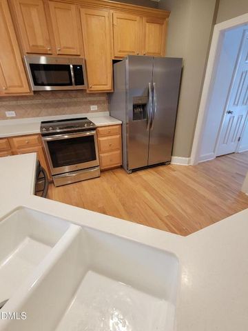 4044 Barton Park Place, Raleigh, NC 27613