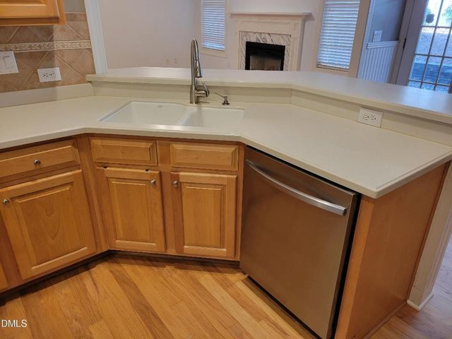 4044 Barton Park Place, Raleigh, NC 27613