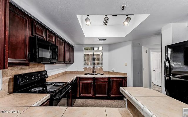 4925 E DESERT COVE Avenue 106, Scottsdale, AZ 85254