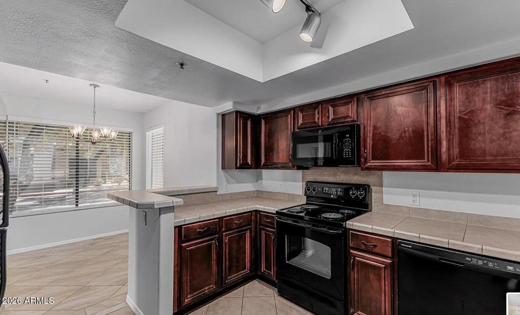 4925 E DESERT COVE Avenue 106, Scottsdale, AZ 85254