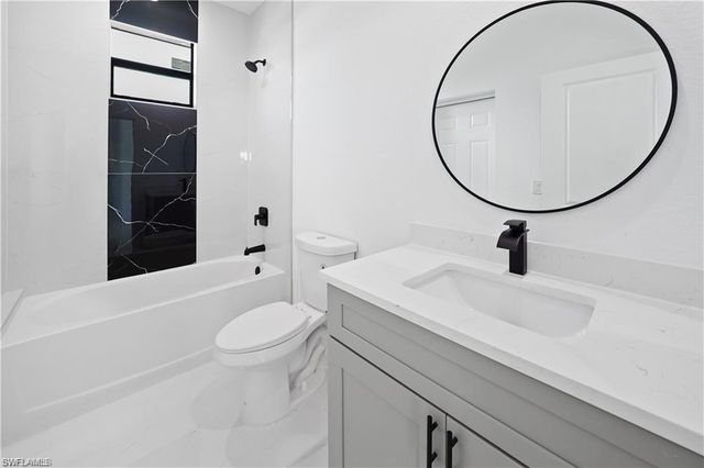 1213 NW 22nd PL, Cape Coral, FL 33993