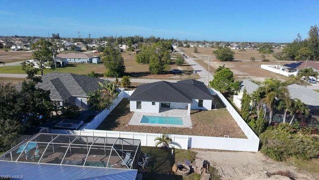 1213 NW 22nd PL, Cape Coral, FL 33993