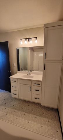 6735 Joseph Street, Horace, ND 58047