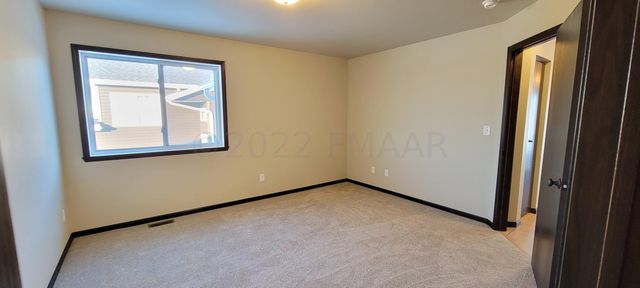 6735 Joseph Street, Horace, ND 58047