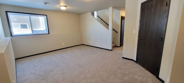 6735 Joseph Street, Horace, ND 58047