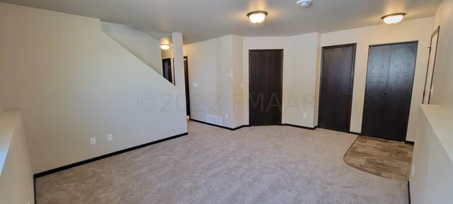 6735 Joseph Street, Horace, ND 58047