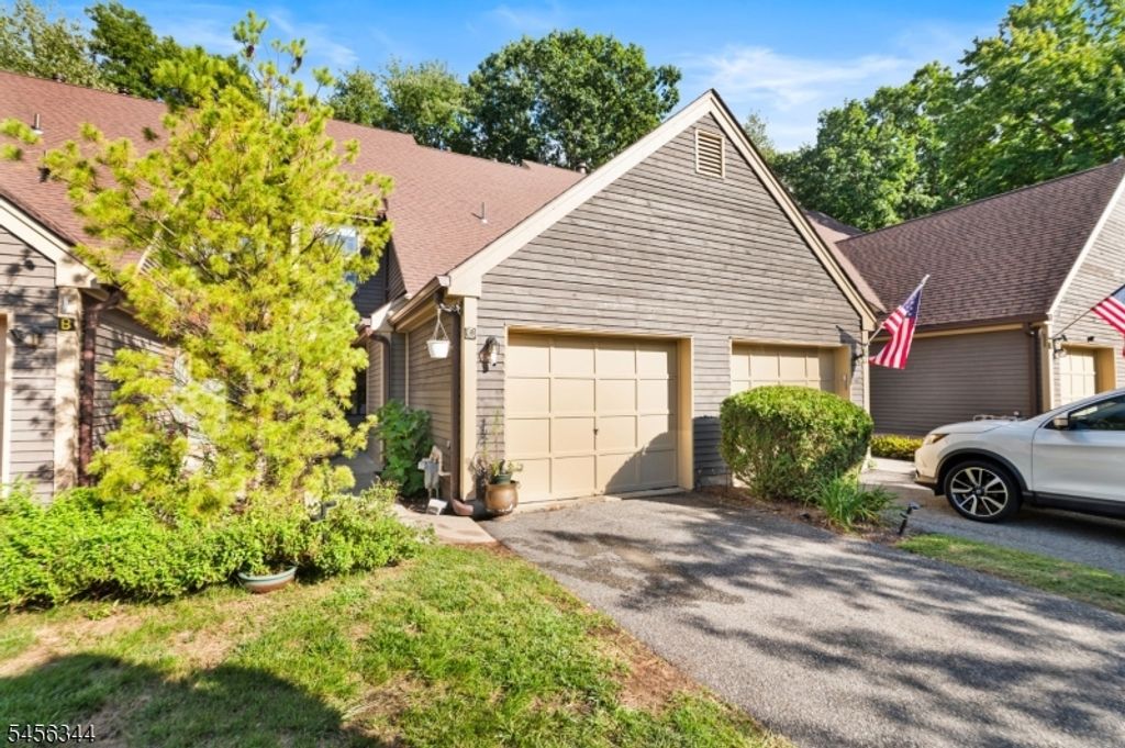 6 New Bedford Rd C, West Milford Twp., NJ 07480 — exterior