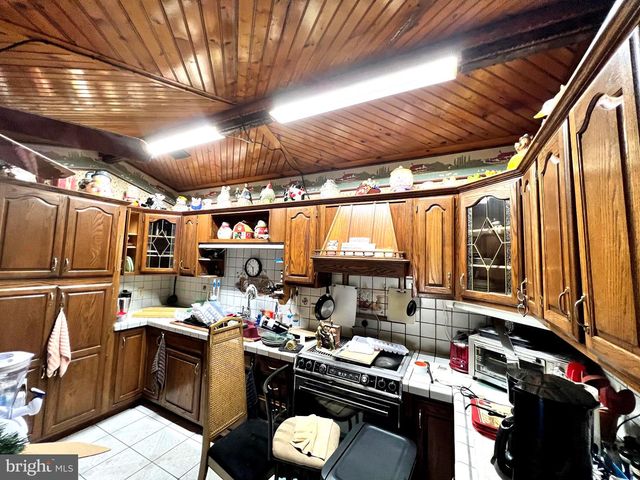 156 BROAD ST, Milmay, NJ 08340