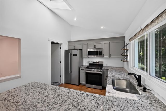 314 Magnolia Street, Three Oaks, MI 49128