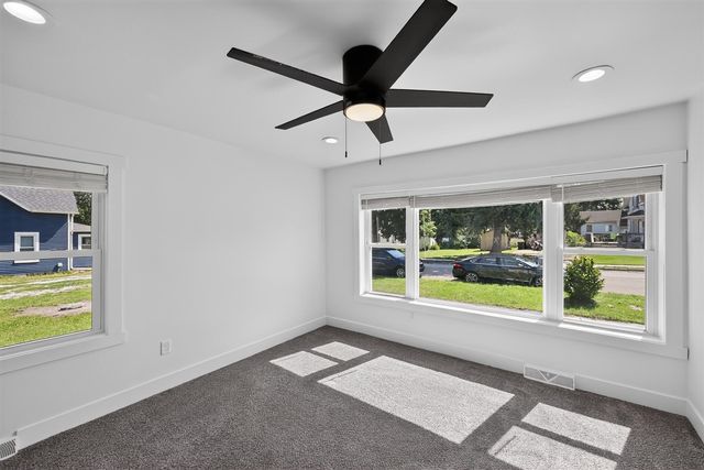 314 Magnolia Street, Three Oaks, MI 49128