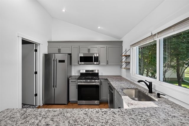 314 Magnolia Street, Three Oaks, MI 49128