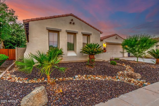 4390 S WHITE Drive, Chandler, AZ 85249