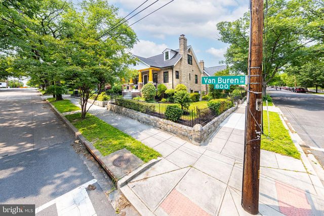 801 VAN BUREN ST NW, Washington, DC 20012