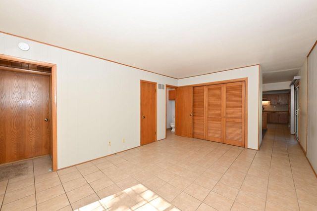 1710 Poplar AVENUE, South Milwaukee, WI 53172