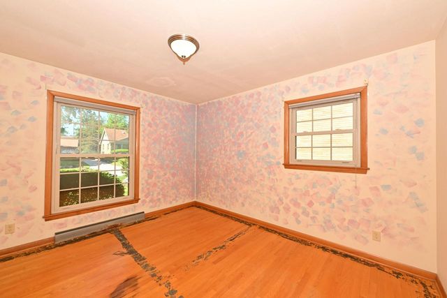 1710 Poplar AVENUE, South Milwaukee, WI 53172