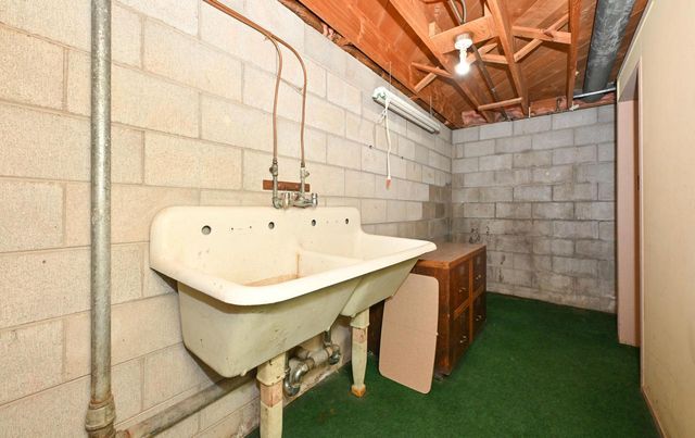 1710 Poplar AVENUE, South Milwaukee, WI 53172