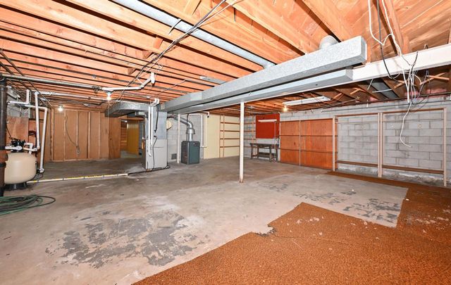 1710 Poplar AVENUE, South Milwaukee, WI 53172