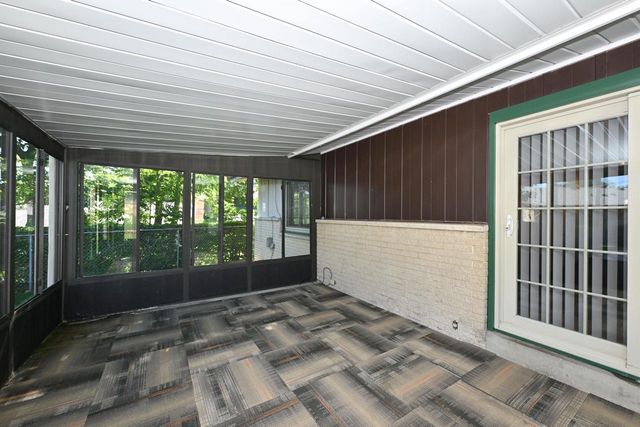 1710 Poplar AVENUE, South Milwaukee, WI 53172