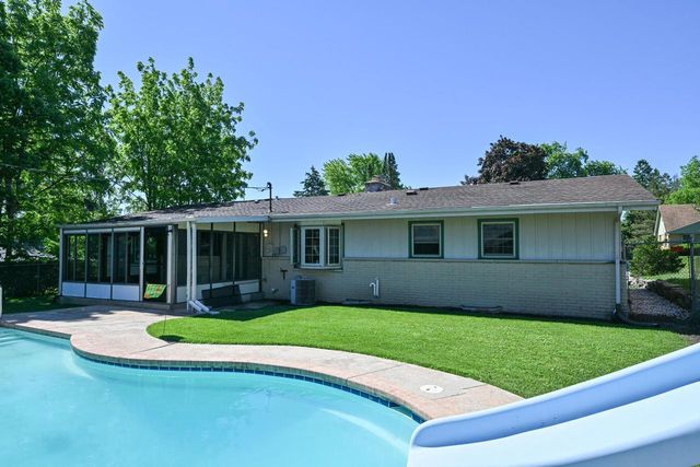 1710 Poplar AVENUE, South Milwaukee, WI 53172