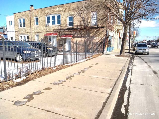 4108 S Archer Avenue 1F, Chicago, IL 60632