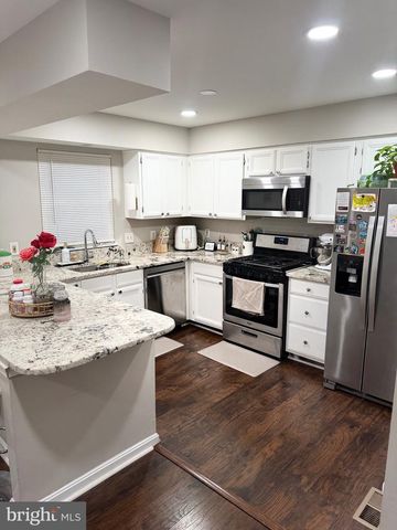 16922 POINT PLEASANT LN, Dumfries, VA 22026