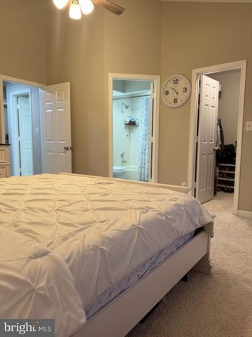 16922 POINT PLEASANT LN, Dumfries, VA 22026