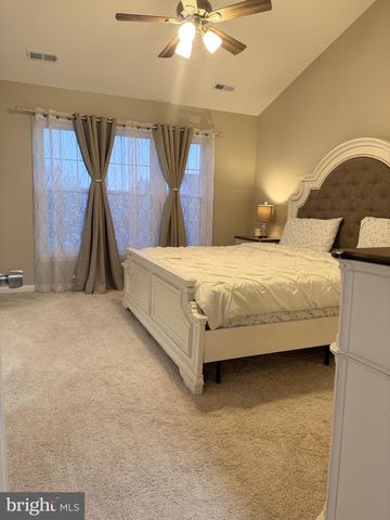 16922 POINT PLEASANT LN, Dumfries, VA 22026