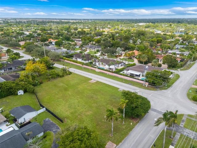 13600 SW 107th Avenue, Miami, FL 33176