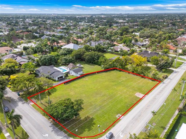 13600 SW 107th Avenue, Miami, FL 33176